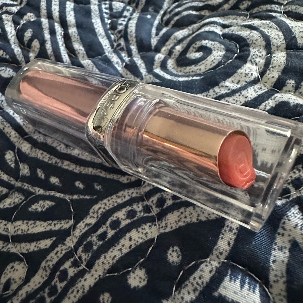 L'Oreal Rosy Pink Lipstick